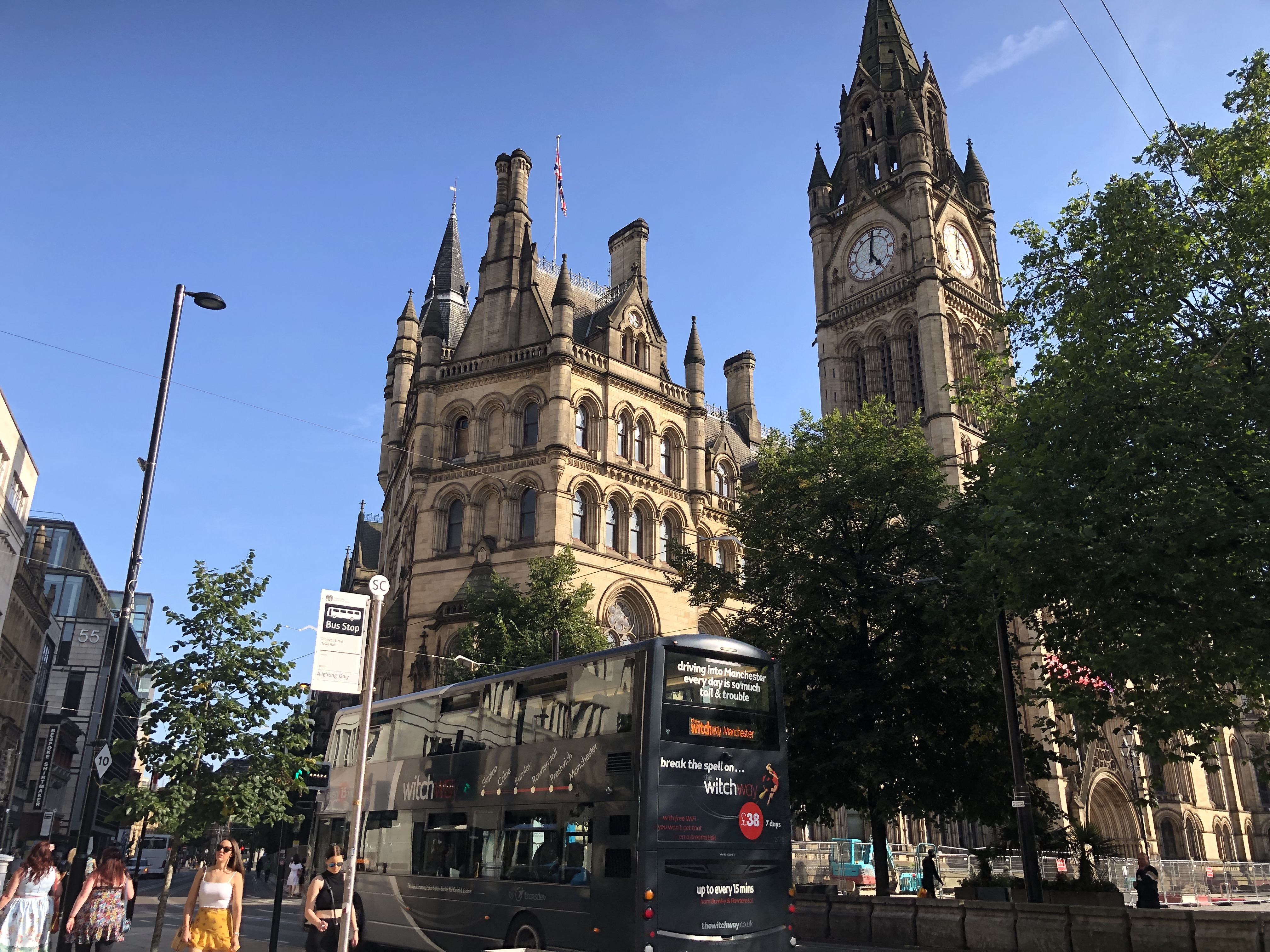 英国12日旅游的行程,英国深度游跟团6日