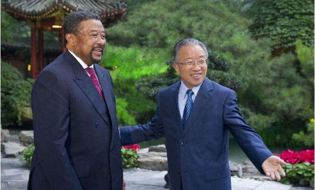 世界闻名的非洲华裔*官高**，子承父愿来中国寻根，每年都回温州祭祖