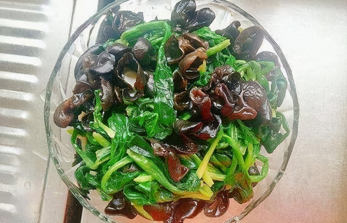 32款精品菜肴推荐荤素搭配合理,几款美味的菜肴味道很好方便易学