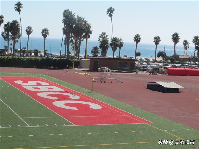 加州大学圣塔芭芭拉分校是怎样一种存在？