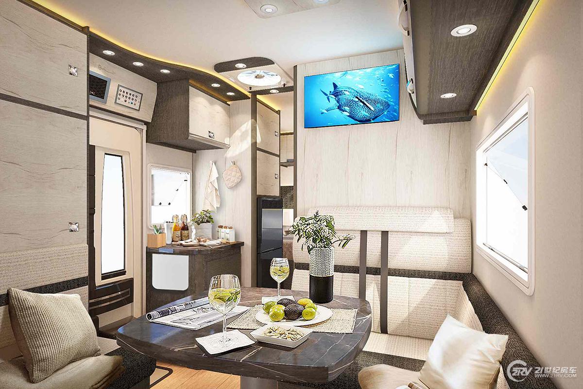 福特新全顺5.99米矮顶b型四驱房车,全顺小福c型国六