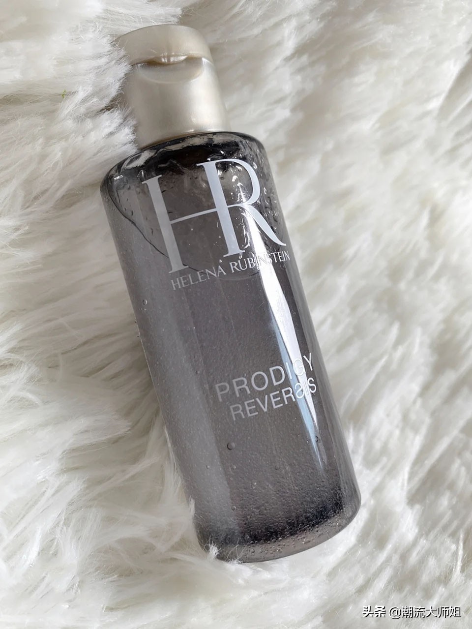 40岁干皮适合赫莲娜哪款水,赫莲娜新肌水适合干皮吗