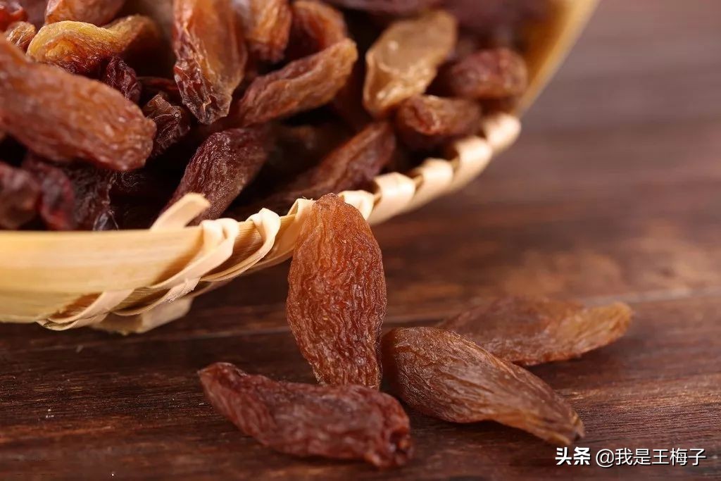 吃葡萄干要不要洗听果农们怎么说,葡萄干吃前一定要清洗吗