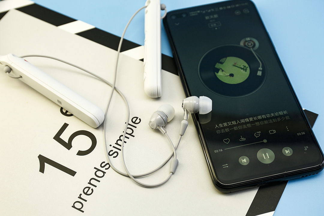 索尼颈挂式耳机wi-c200测评,索尼蓝牙耳机wi-c100评测