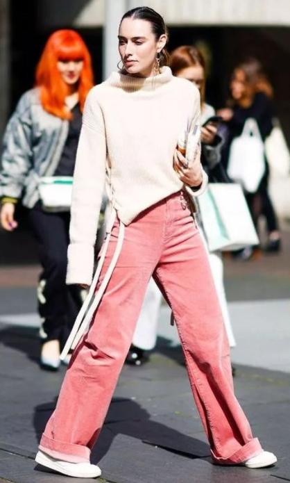 灯芯绒单品怎么穿,灯芯绒穿着显胖吗