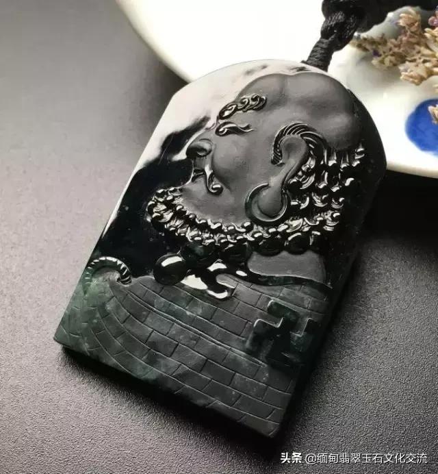 翡翠雕刻房子造型寓意,翡翠雕刻蚂蚁和虫子寓意