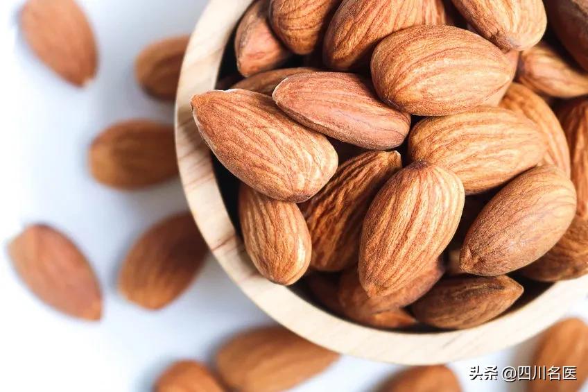 警惕!已有多人中毒!华西急诊科医生:这种发苦的家常菜不能吃!严重可致命