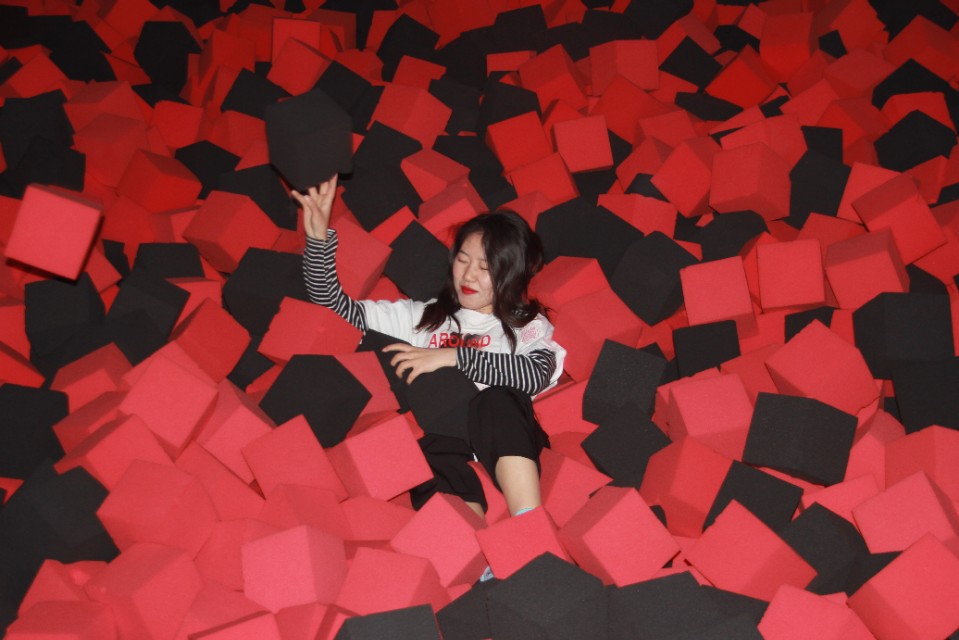 蹦床主题乐园旱雪滑梯,咸阳蹦床主题乐园