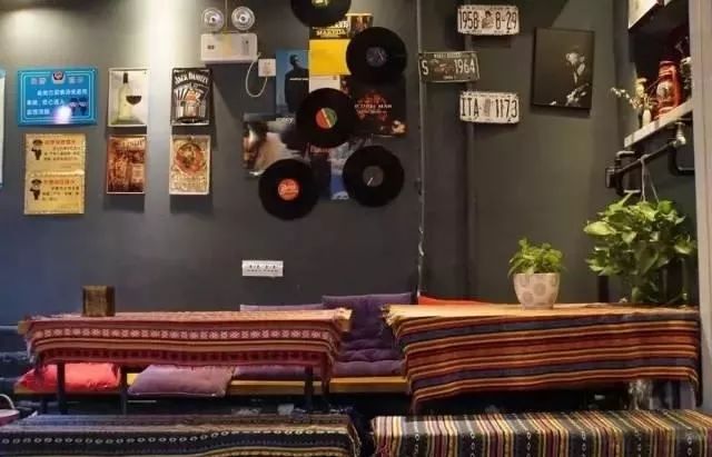 民宿365近期10家大热的极简民宿,西北风格民宿