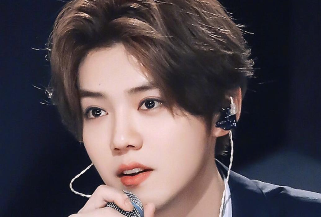 最痴迷于打游戏的明星,喜欢玩游戏的五位明星