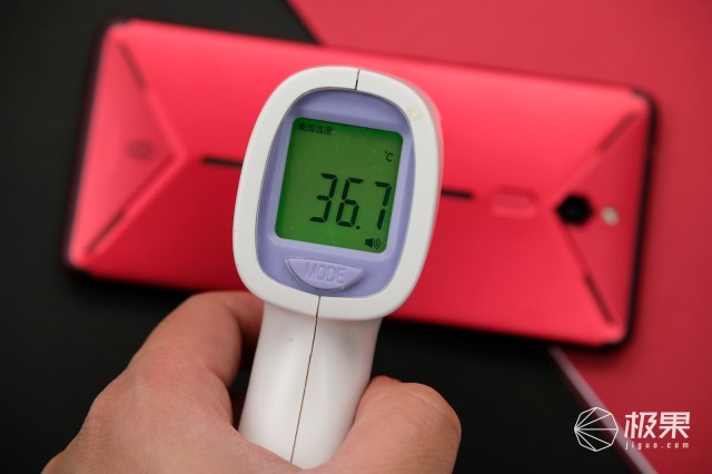 疯魔再现，鹿死它手，“竞”让Switch也甘拜下风