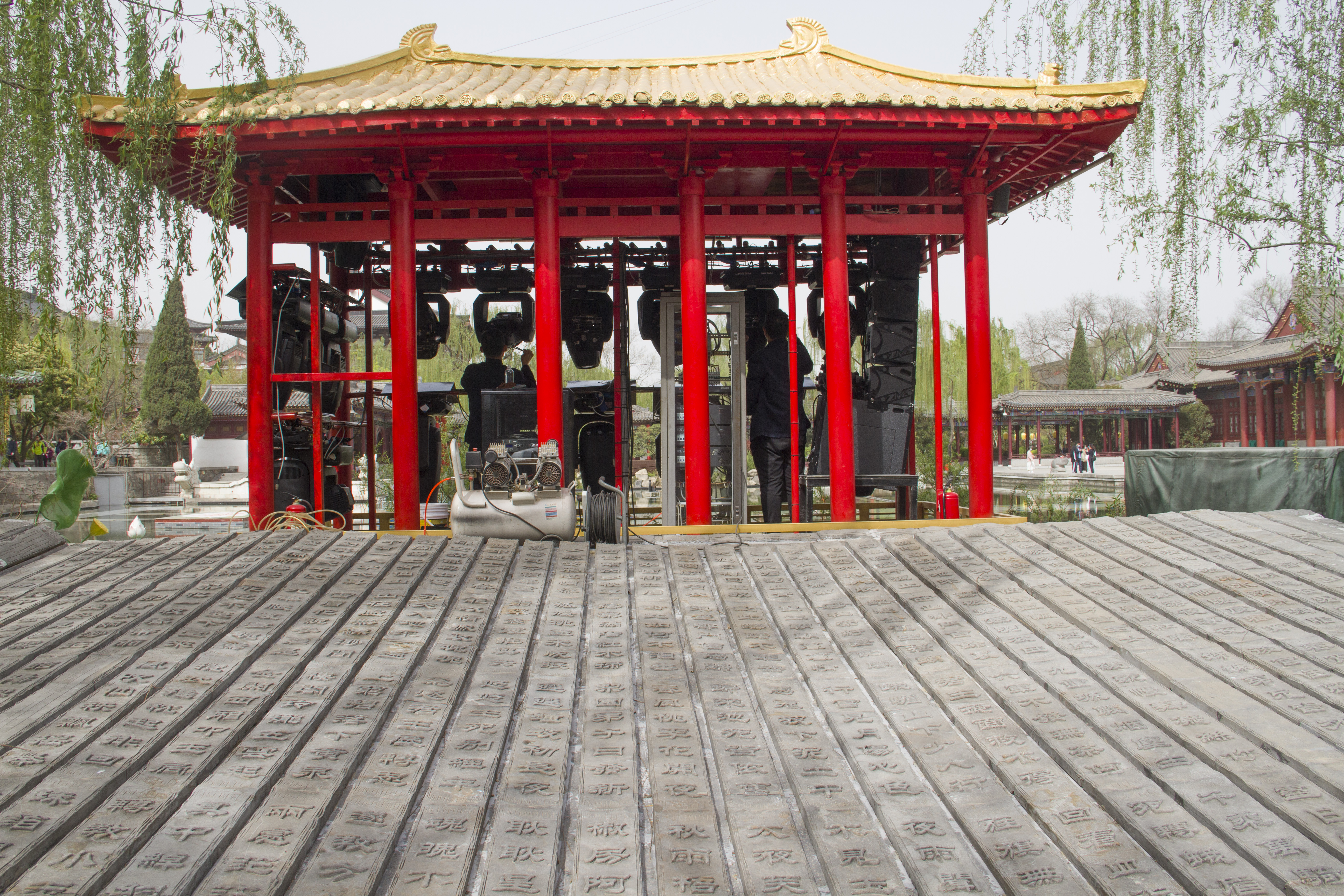 写杨贵妃华清池的诗,华清池赞美杨贵妃的诗