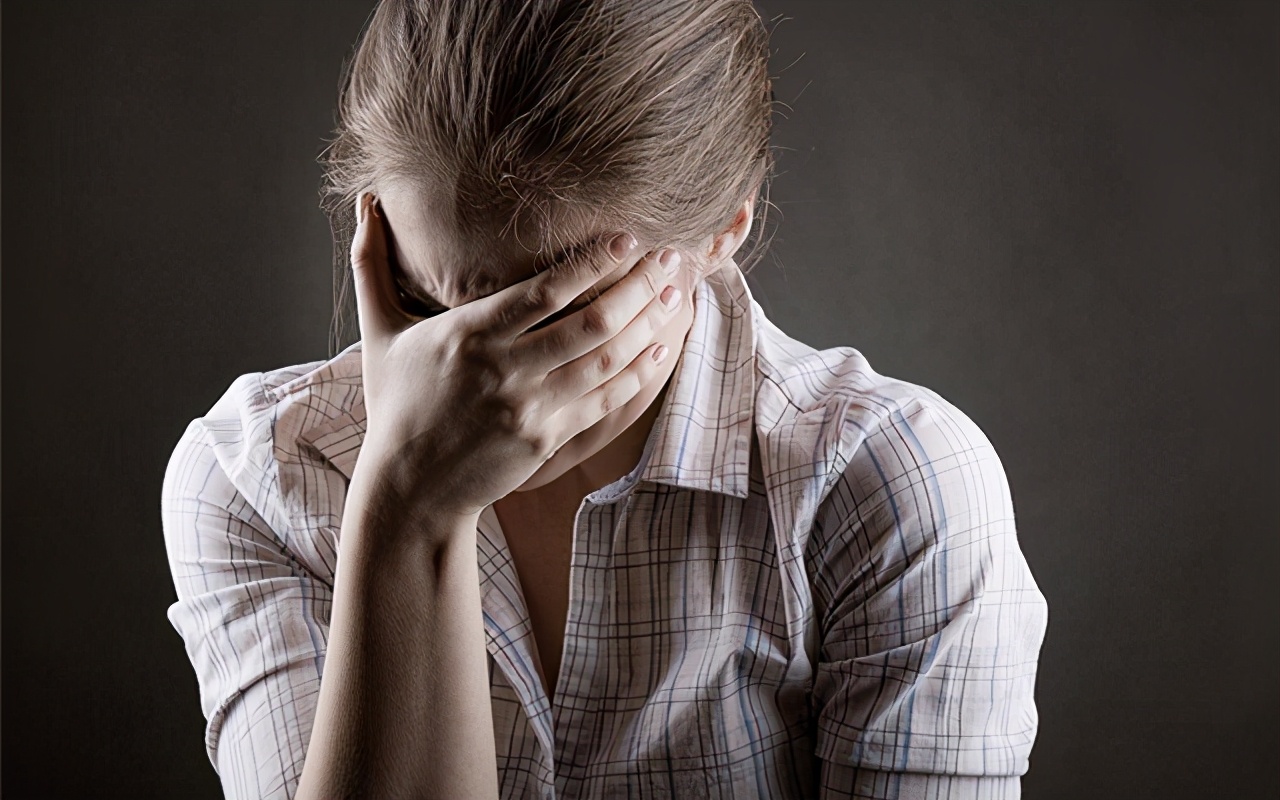 老人得了过敏性紫癜为什么治不好,过敏性紫癜是血液病终身治不好吗