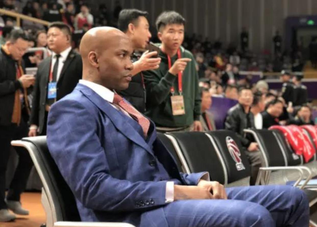 马布里现在在北京哪个球队当教练,马布里不当北京主教练了吗