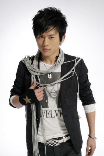 为什么说张杰的成名全靠谢娜,张杰的成名之路的艰苦