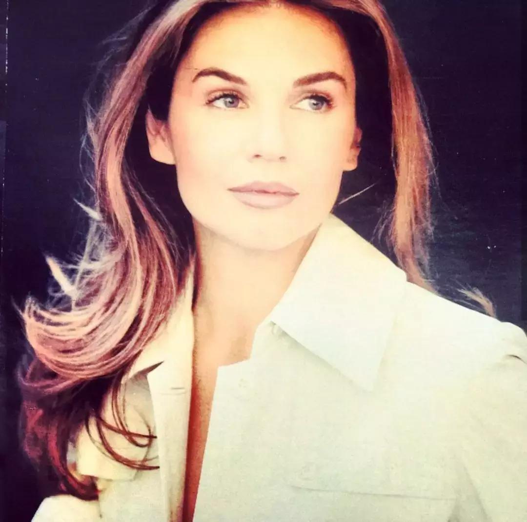 迪丽热巴颜值秒一众韩星,迪丽热巴颜值吊打