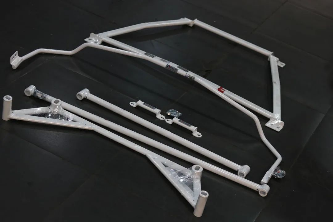 丰田埃尔法底盘全面升级,丰田埃尔法改装的巅峰之作