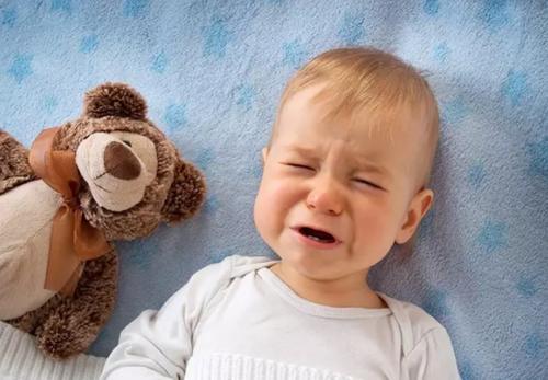 孩子总爱哭父母怎么办,孩子总爱哭老师如何应对