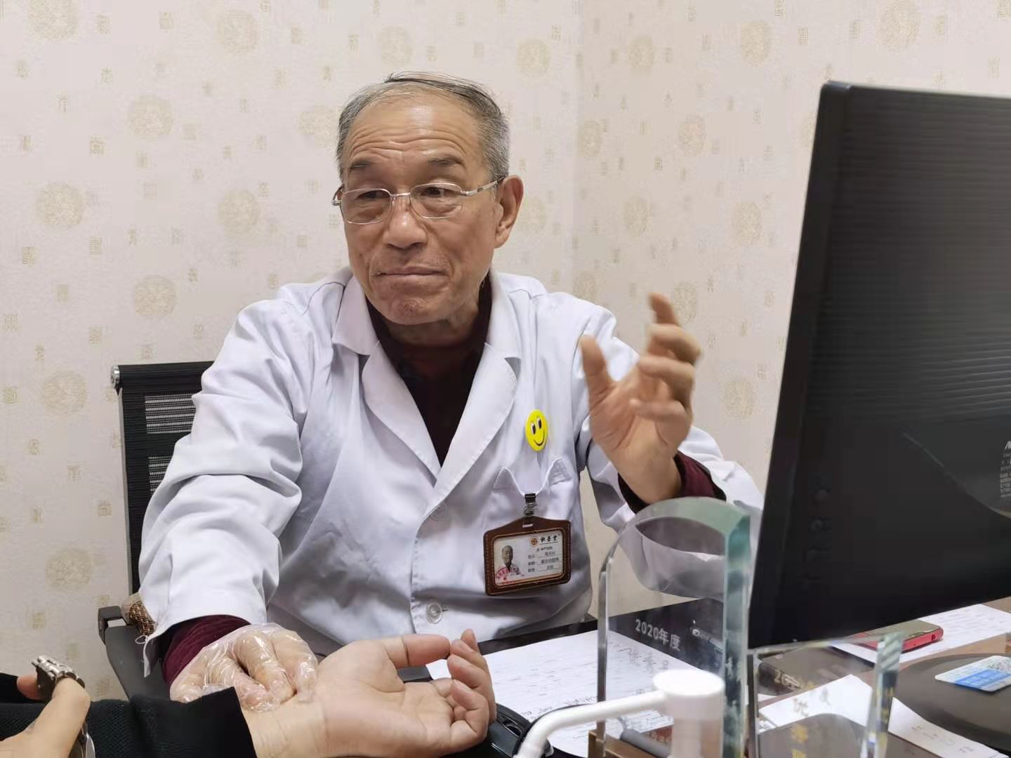 尿频为什么医生让你多喝水,尿频怎么办