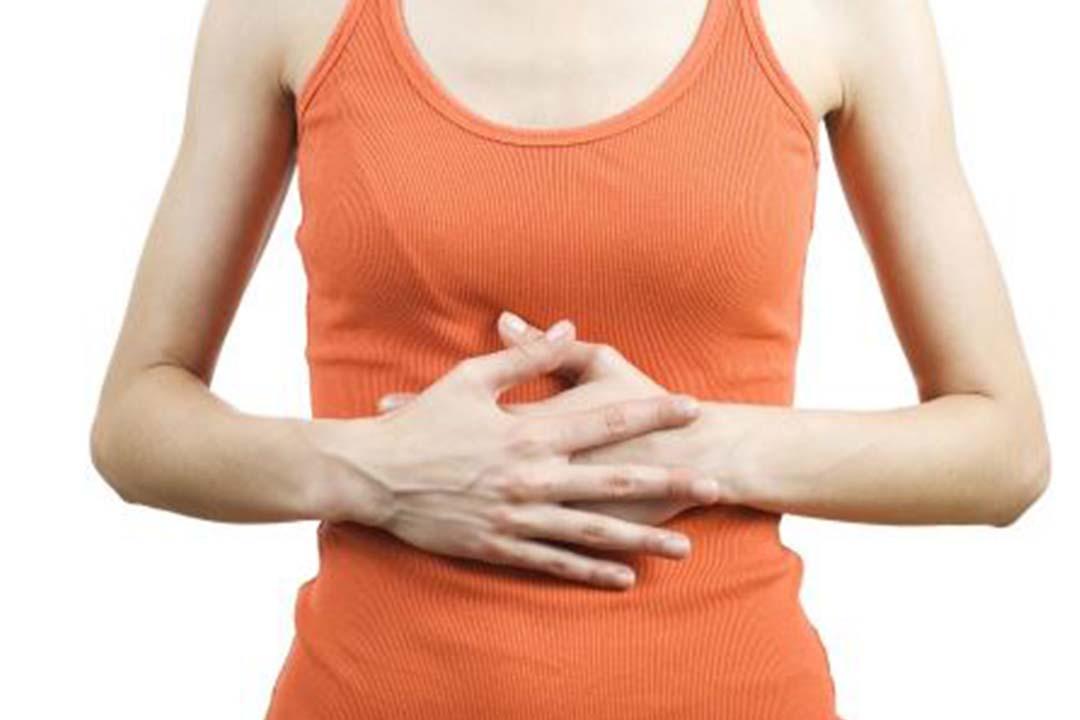 一直反酸水食道有灼烧感消化不良,胃胀胃酸烧心食管反流吃什么药好