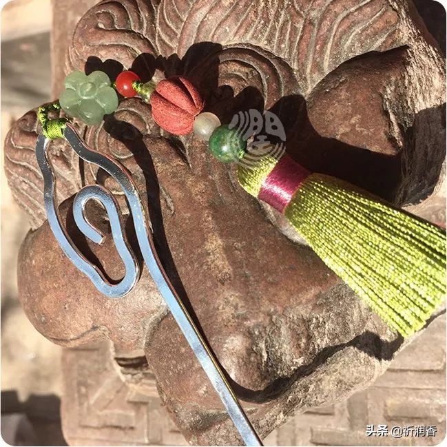 「香」酷夏，试试用龙脑俘获人心