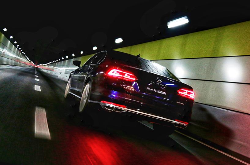 深度试驾大众新辉昂，内饰风格务实，乘坐空间和舒适性怎么样？