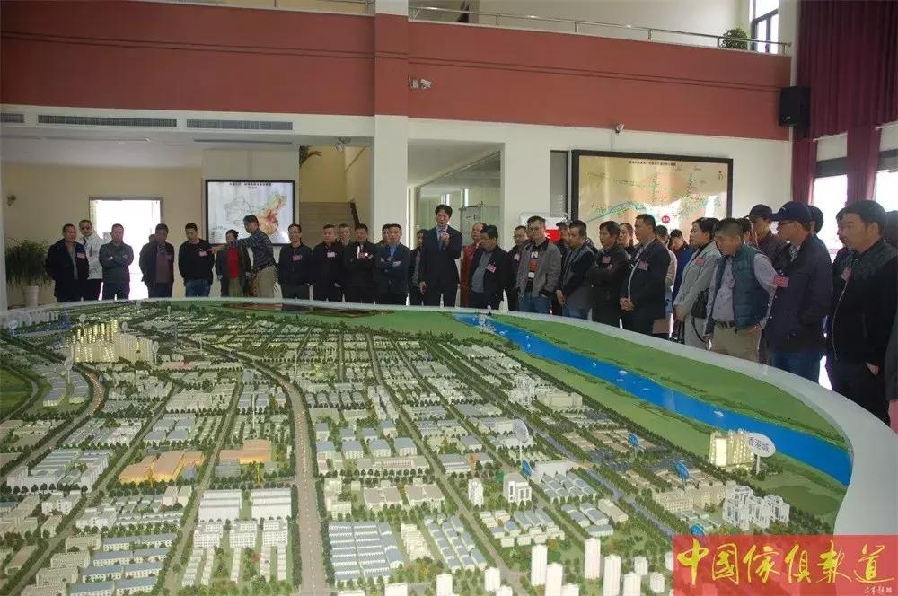 “香港家居红木园”在湖北监利奠基