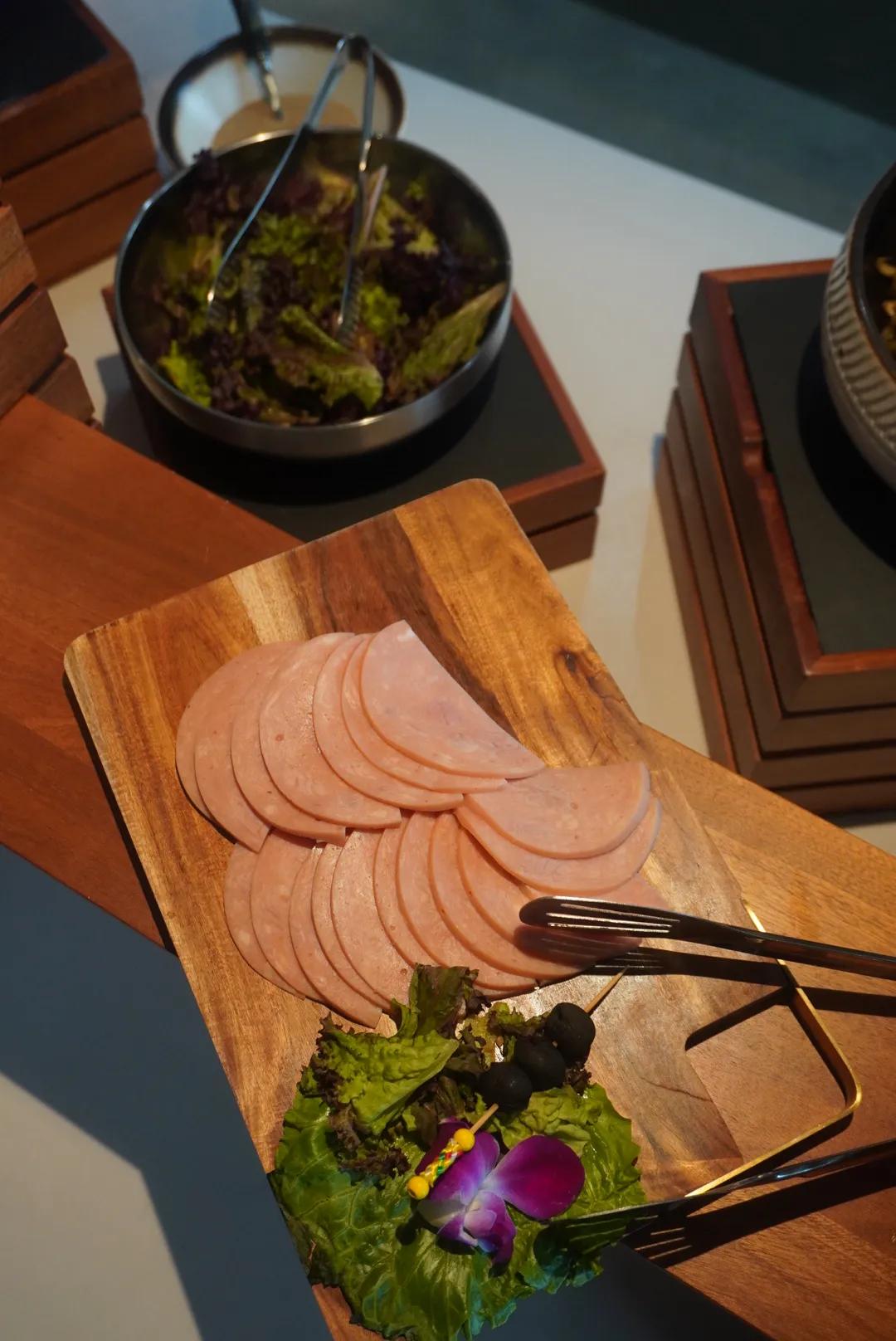 大连慢享时光精品主题酒店,大连绝美树屋酒店