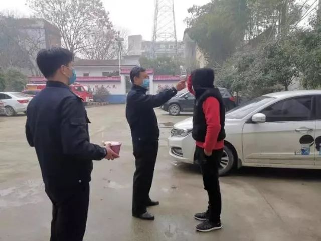 如果疫情再下去你能熬多久 (疫情期间你还熬得住吗)