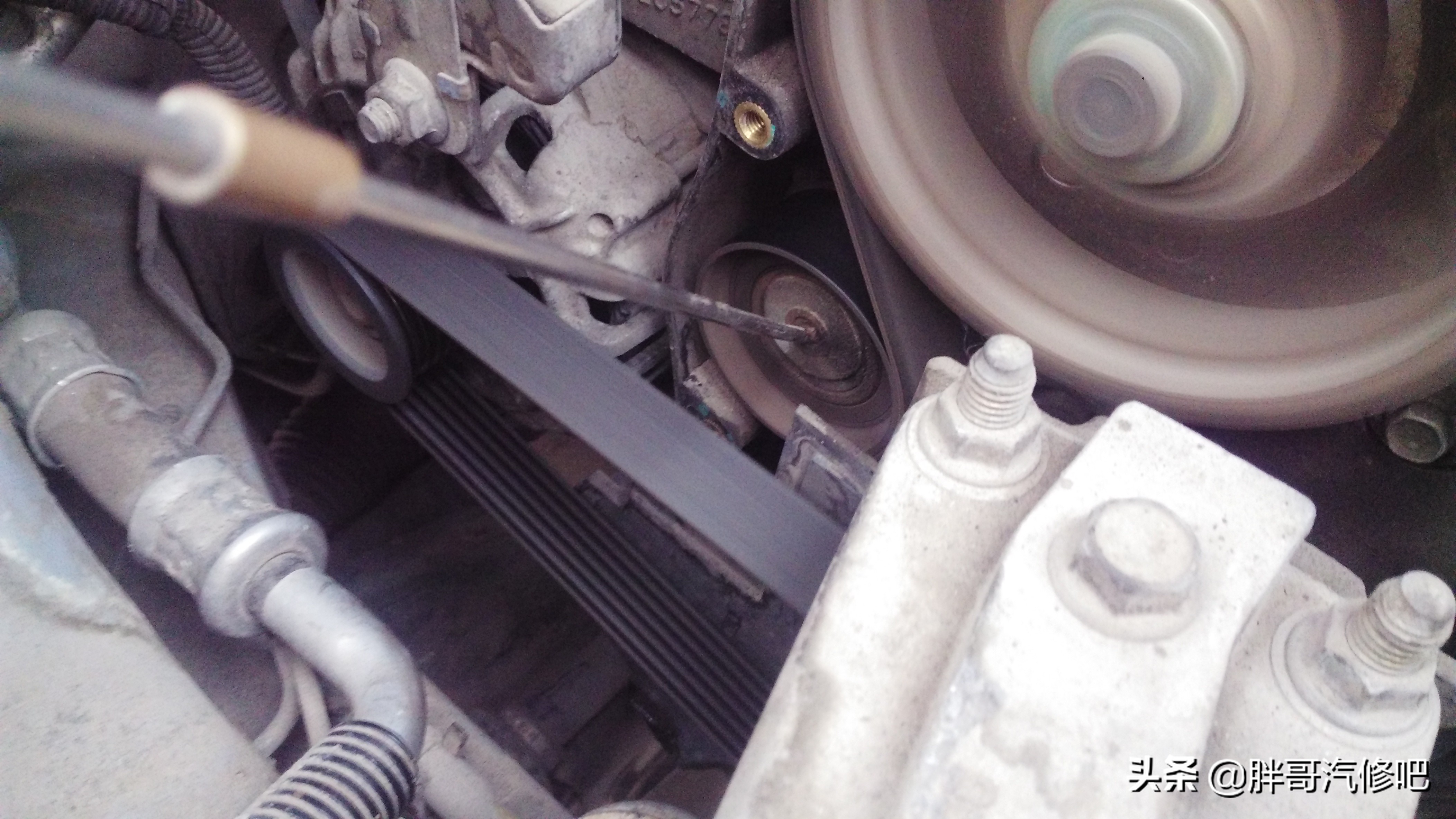 发动机异响最有效的解决方法,判断发动机异响最简单的方法