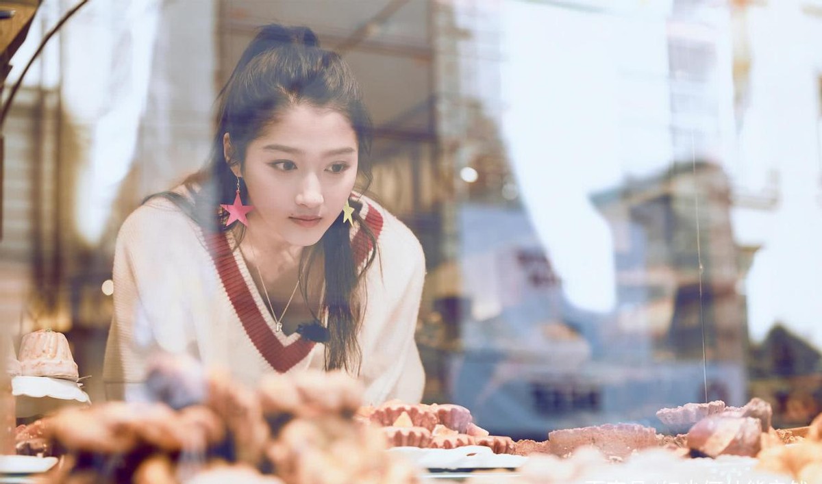 京圈格格关晓彤近况,京圈格格关晓彤马思纯