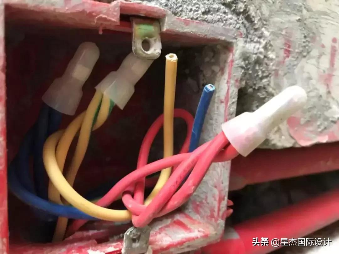 整栋楼总是跳闸找谁解决,一处跳闸全屋断电