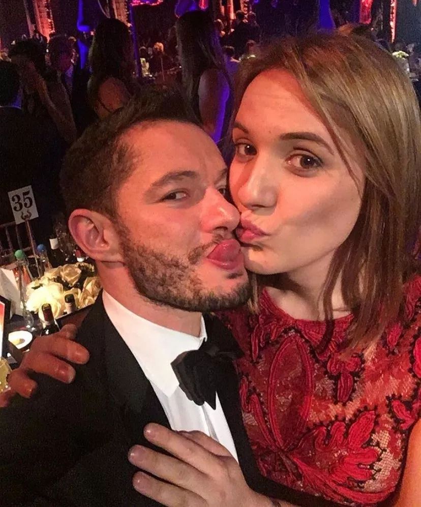 一对男女互换性别，一见钟情后生儿育女：有爱，性别有什么关系？