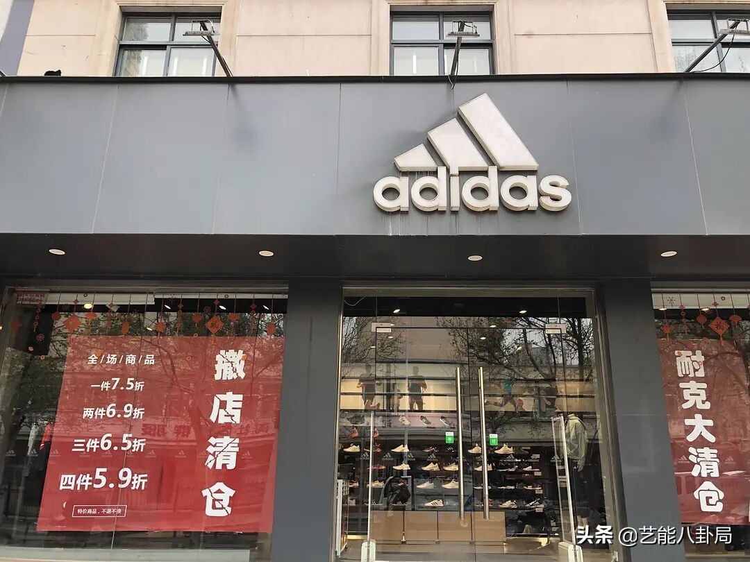 *制抵**升级！辱华品牌全打码，多档综艺集体行动，满屏行走的马赛克