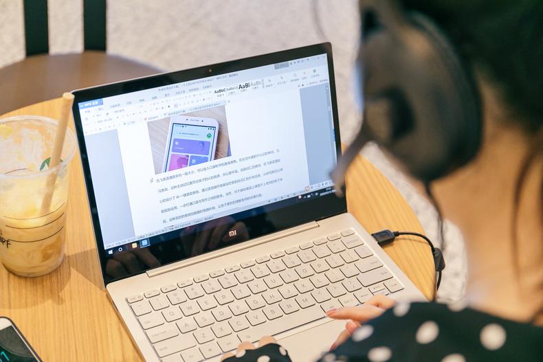 测一款USB头戴式耳机，在线学习刚需？