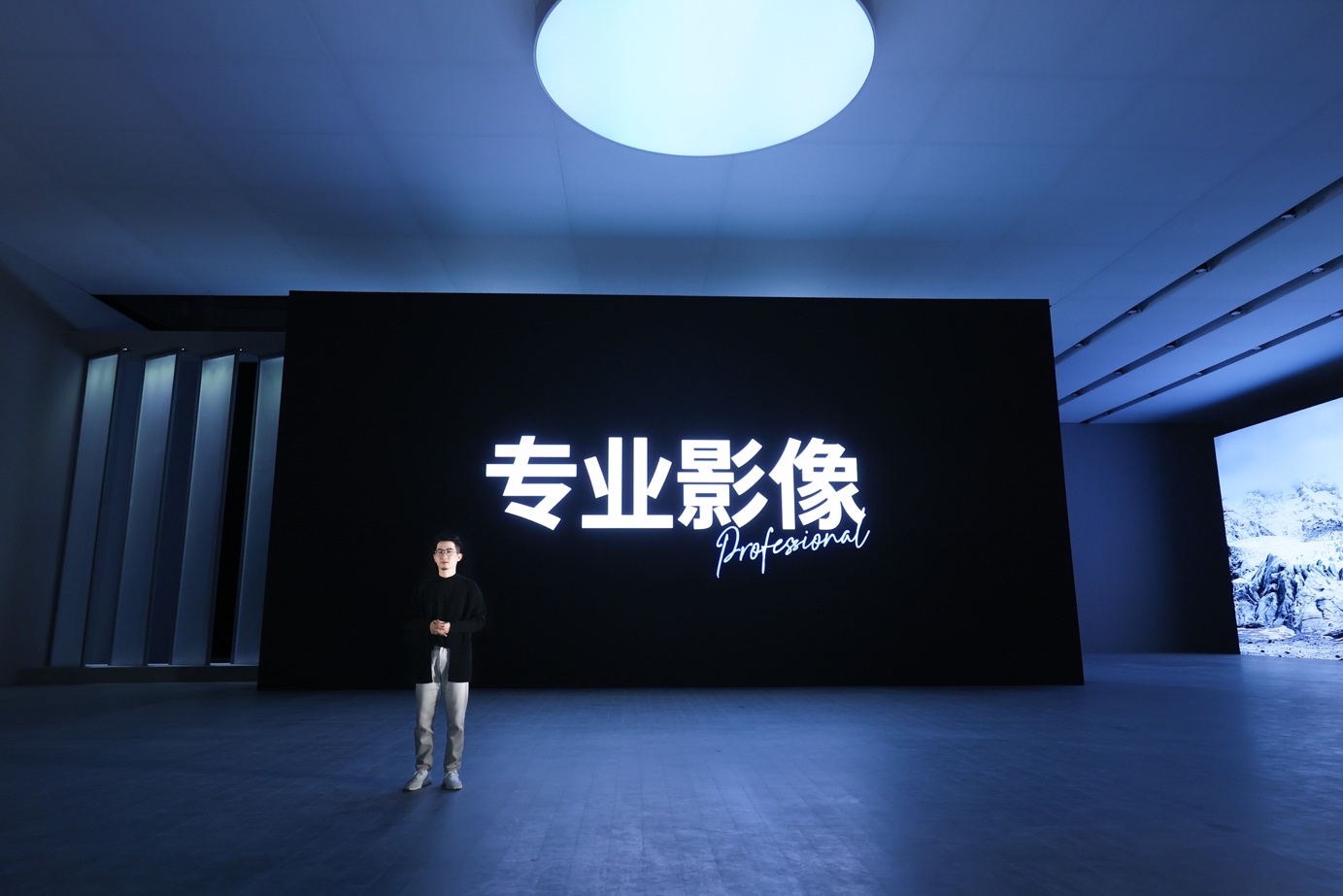 vivox60超稳微云台测评,vivox60pro超稳微云台紫色