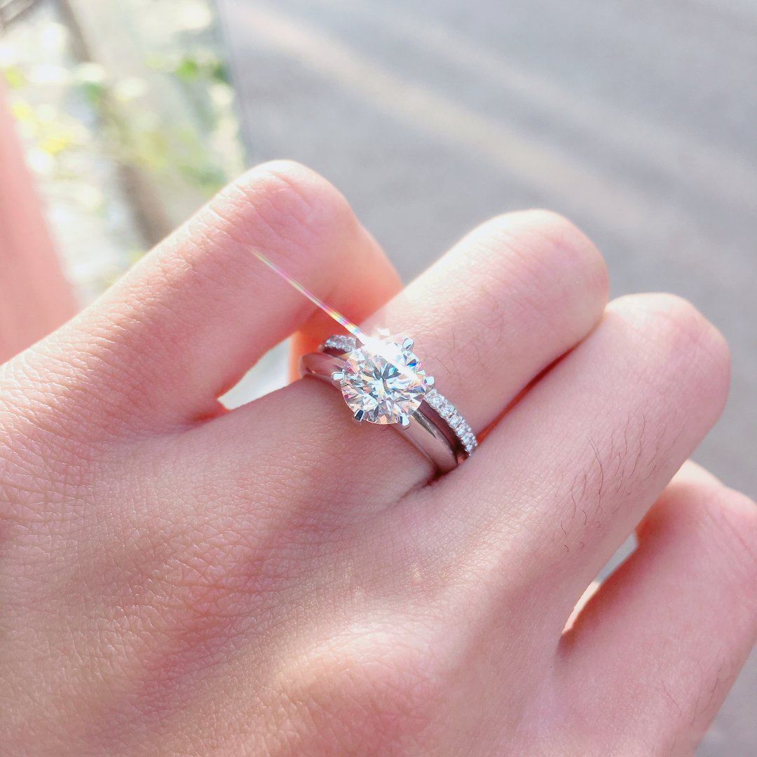 品牌钻戒和定制钻戒,怎么定制属于自己独一无二的钻戒