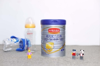 伊利金领冠奶粉怎么挑选最好的,伊利金领冠奶粉怎么给孩子选择