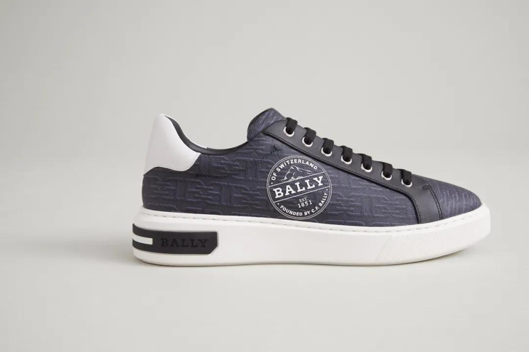 时尚速报I太平鸟去年净利润达7亿元；Crocs今年收入…