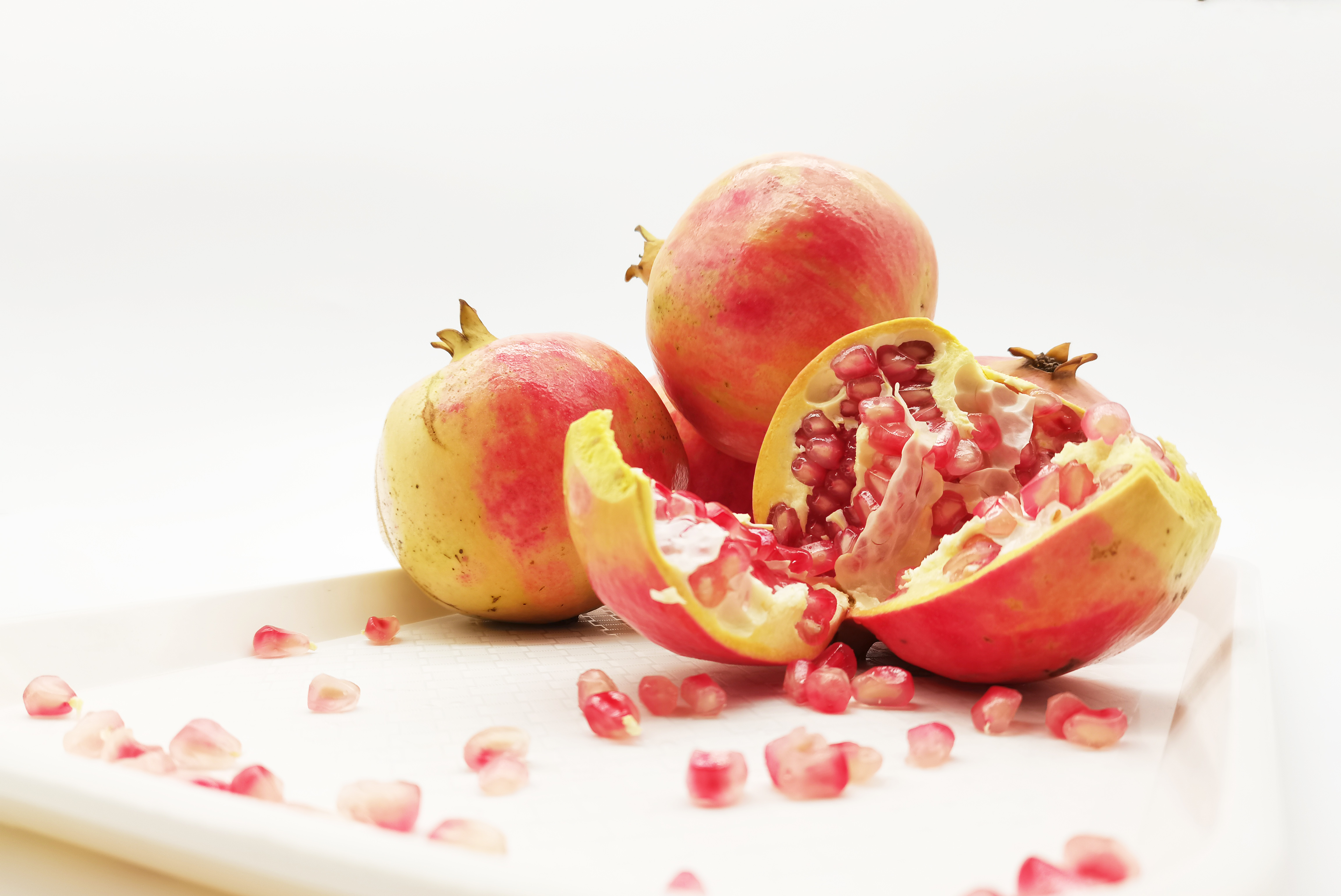 突尼斯软籽石榴快成熟了,突尼斯软籽石榴什么时候发新芽