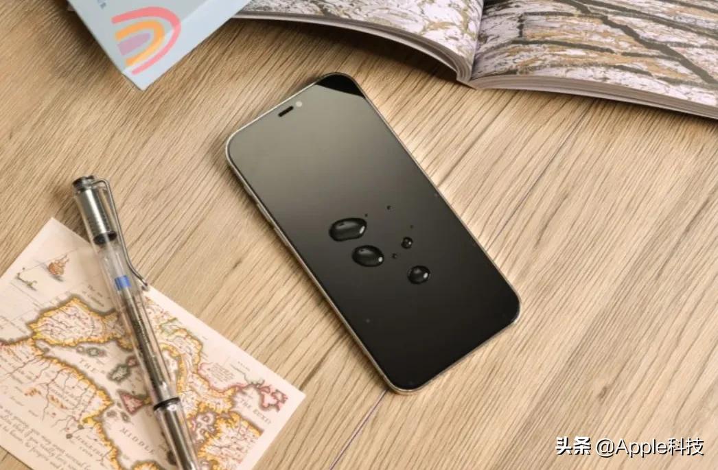 手机保护膜水凝膜好还是钢化膜好,曲屏手机贴钢化膜好还是水凝膜好