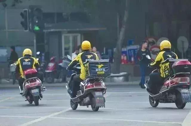 感动自己和感动别人哪个更难,感动别人就要感动自己