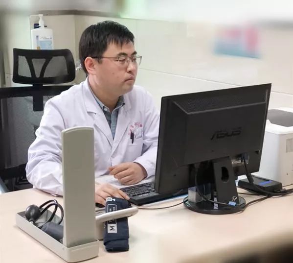 2020西安市最美医生颁奖,先进工作者光荣榜