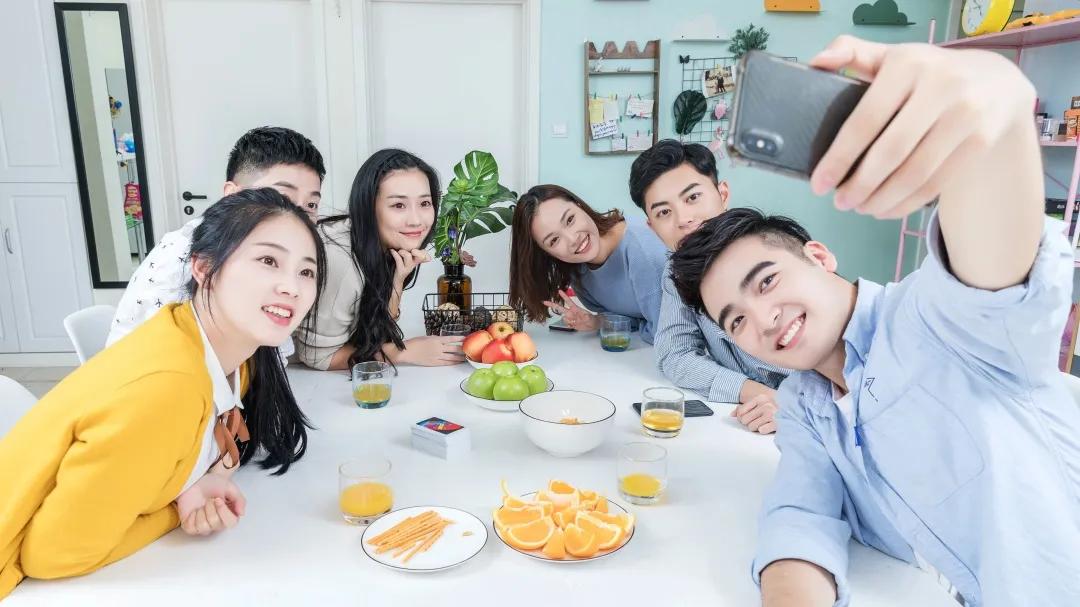 不懂社交方法,为什么感觉和熟人社交很难