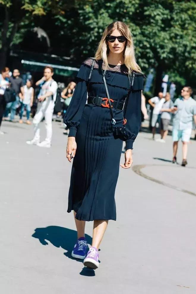 天气回暖怎么穿,天冷运动鞋怎么穿搭