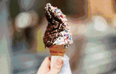 在亚洲，非要加入欧盟、用火鸡做甜点、酸奶是咸的，土耳其真魔幻