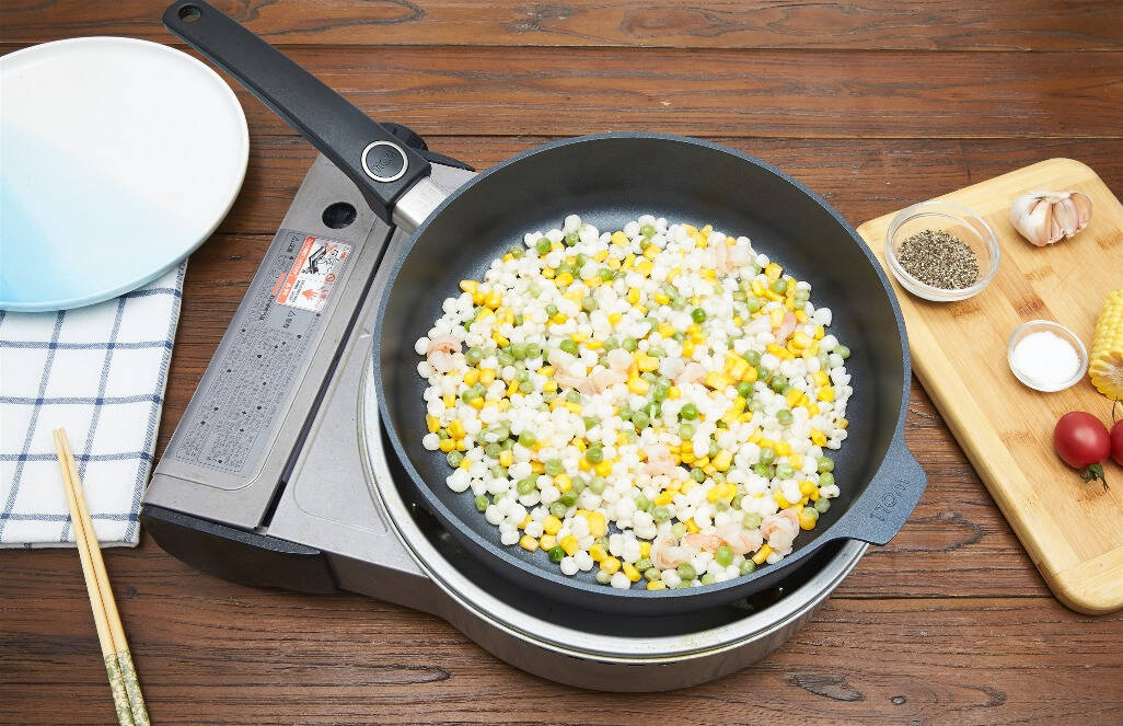 无油烟不粘锅的炒菜平底锅,钻石麦饭石不粘锅