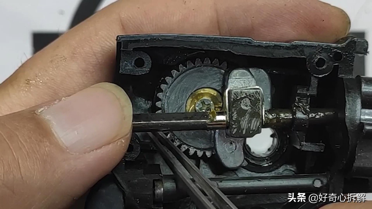 渔轮里面有什么用,渔轮锁紧力是表示什么