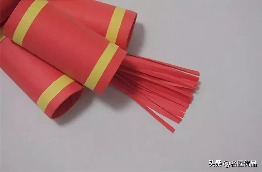 元旦手工彩纸鞭炮,元旦节手工鞭炮