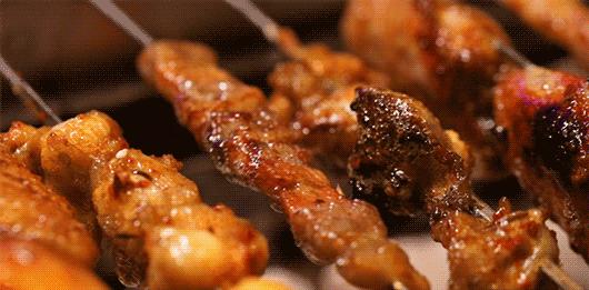 烤肉店用什么料烤那么香,烤肉店的肉怎么样才能嫩